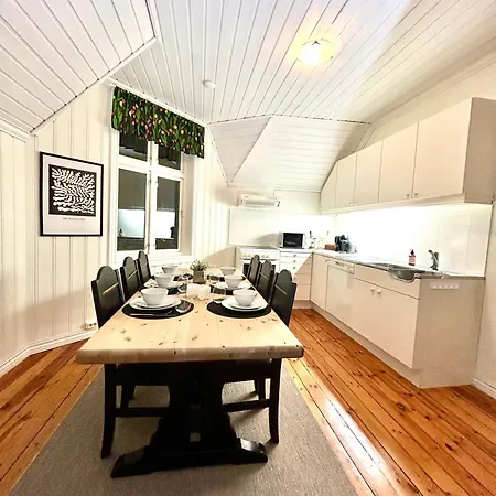 Sentralt I Apartment *